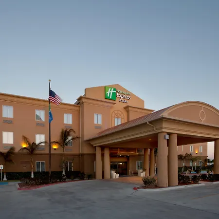Holiday Inn Express Hotel & Suites Zapata By Ihg